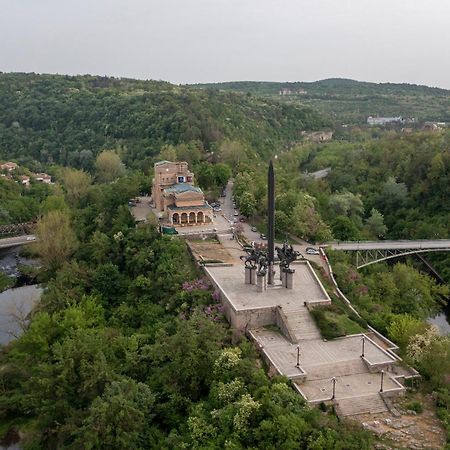 Bobevata Guest House - Floor 2 - Stunning View Old Town Veliko Tarnovo Exterior foto