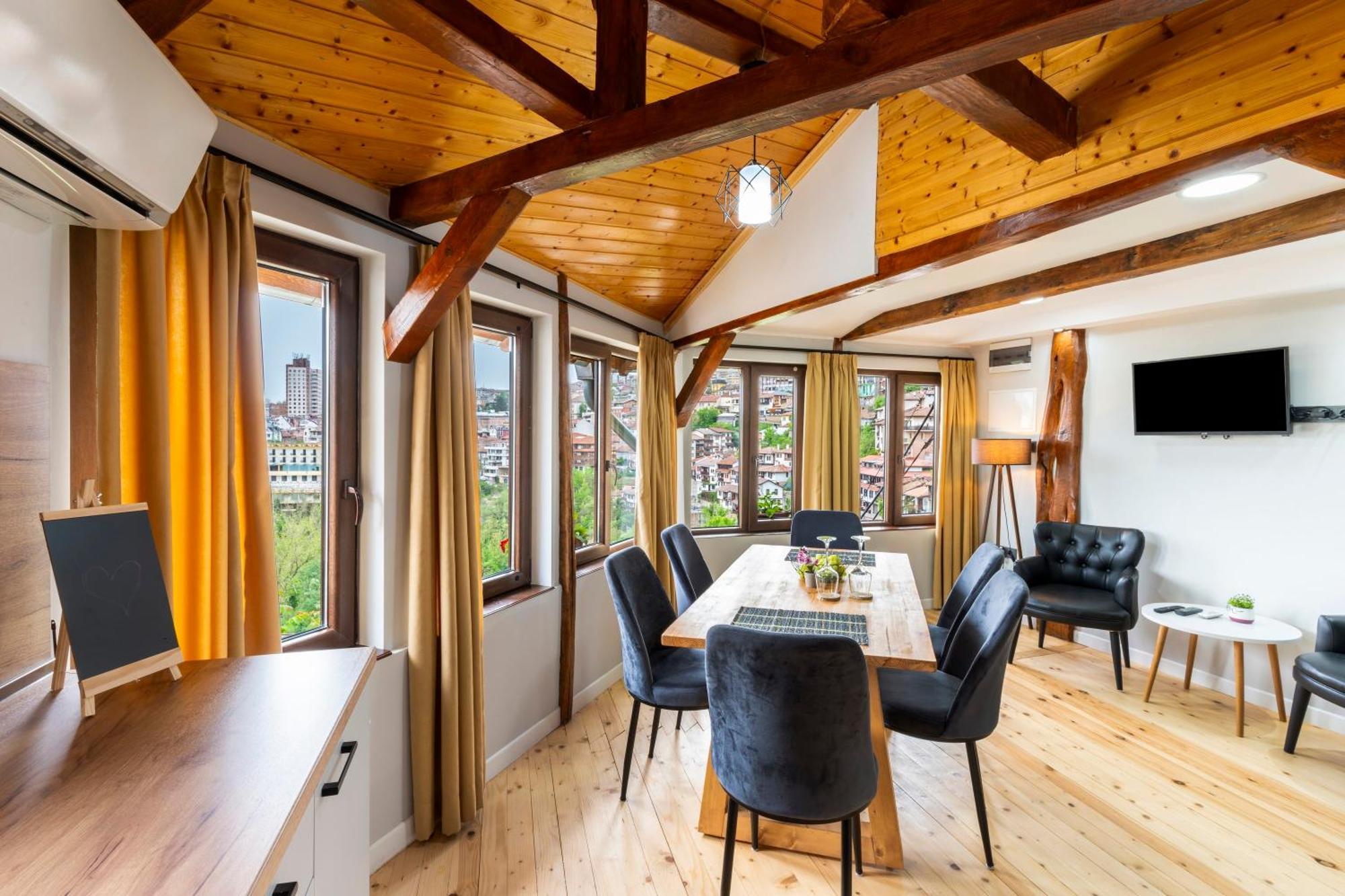 Bobevata Guest House - Floor 2 - Stunning View Old Town Veliko Tarnovo Exterior foto