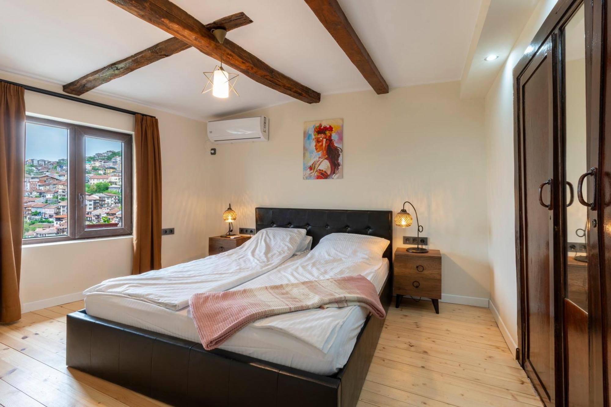 Bobevata Guest House - Floor 2 - Stunning View Old Town Veliko Tarnovo Exterior foto