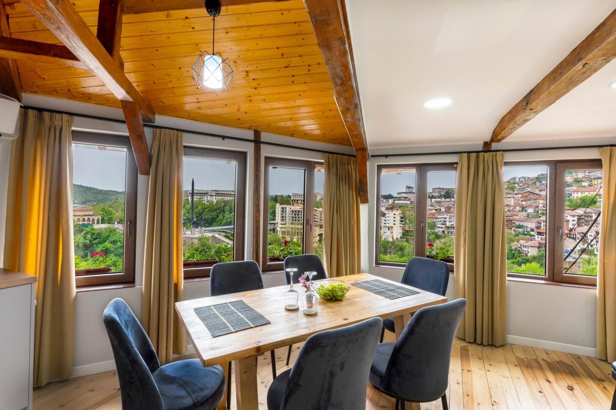 Bobevata Guest House - Floor 2 - Stunning View Old Town Veliko Tarnovo Exterior foto