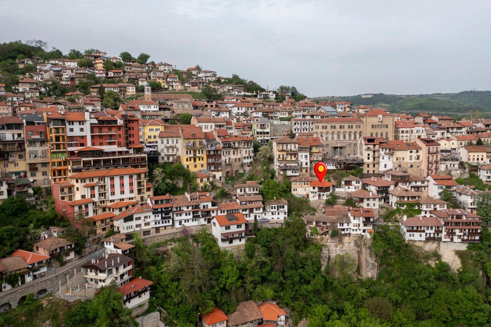 Bobevata Guest House - Floor 2 - Stunning View Old Town Veliko Tarnovo Exterior foto